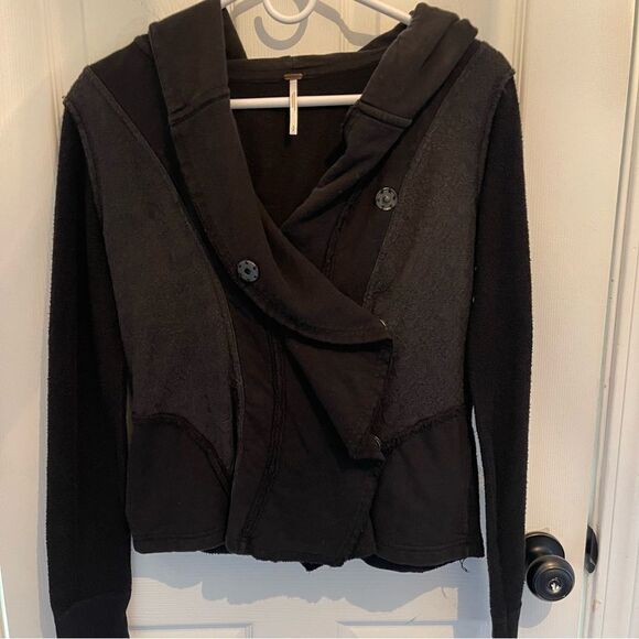 Free People Movement Black Snap Front Hooded Sweatshirt Women’s S - Picture 1 of 7
